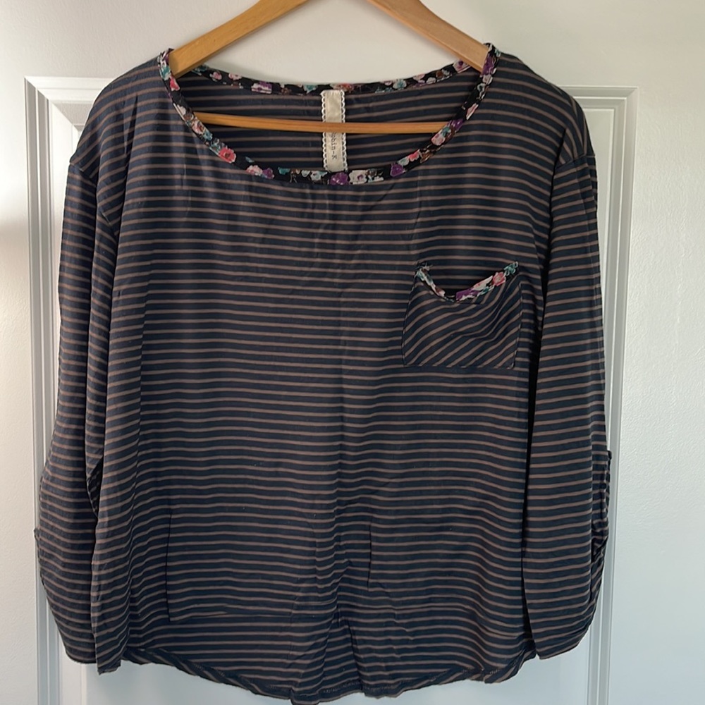 Robin-K High-low 3/4 Length Top